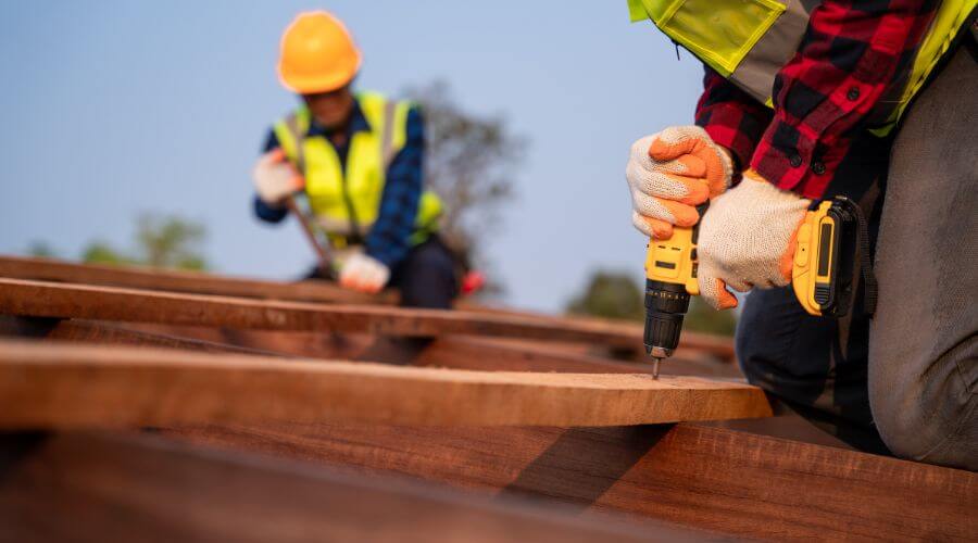 Expert Emergency Roof Repairs services in Baudette, MN